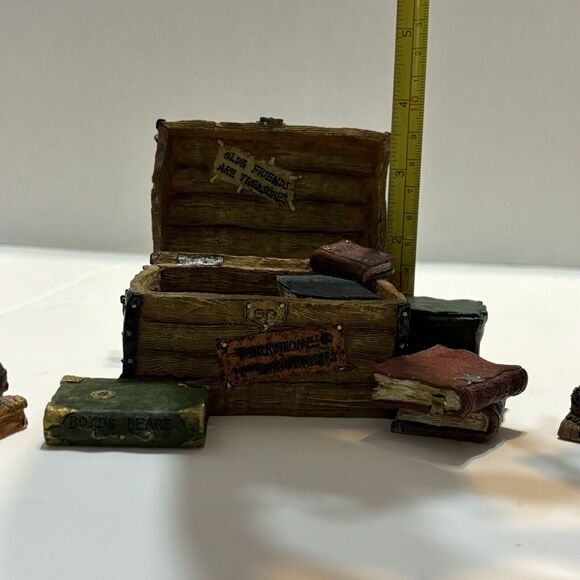 Boyds Bears Anniversary Collector's Edition Bailey's Ol' Trunk Figurines 2002 - Picture 11 of 12